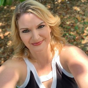 Meet your Posher, Tami